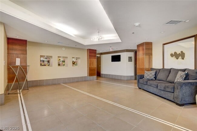 Building Photo - 29 Montelago Blvd