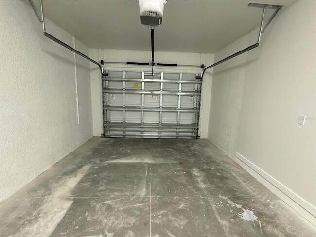 Building Photo - 1775 Glenway Ct