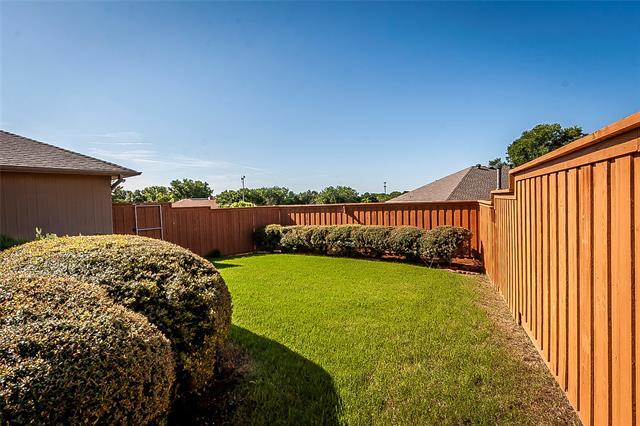 Building Photo - 1004 Ledgemont Dr