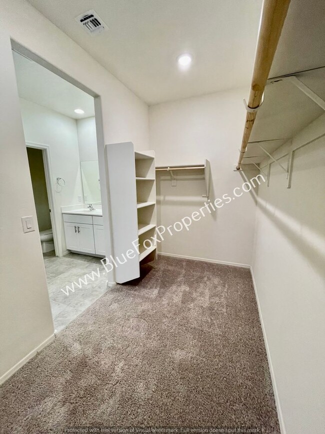 Building Photo - 6379 E Calle Hora Cero