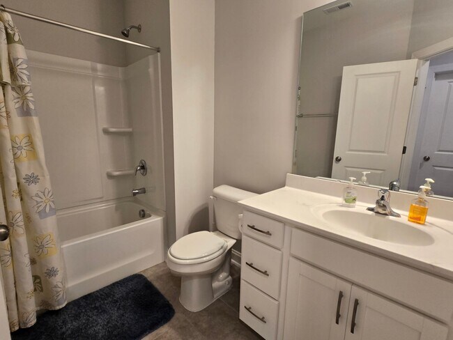 Building Photo - 1207 Falling Rock Pl