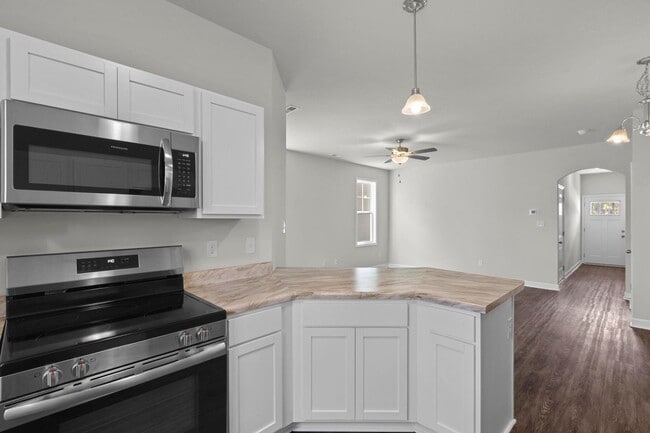 Building Photo - Townhouse For Rent in Holly Ridge