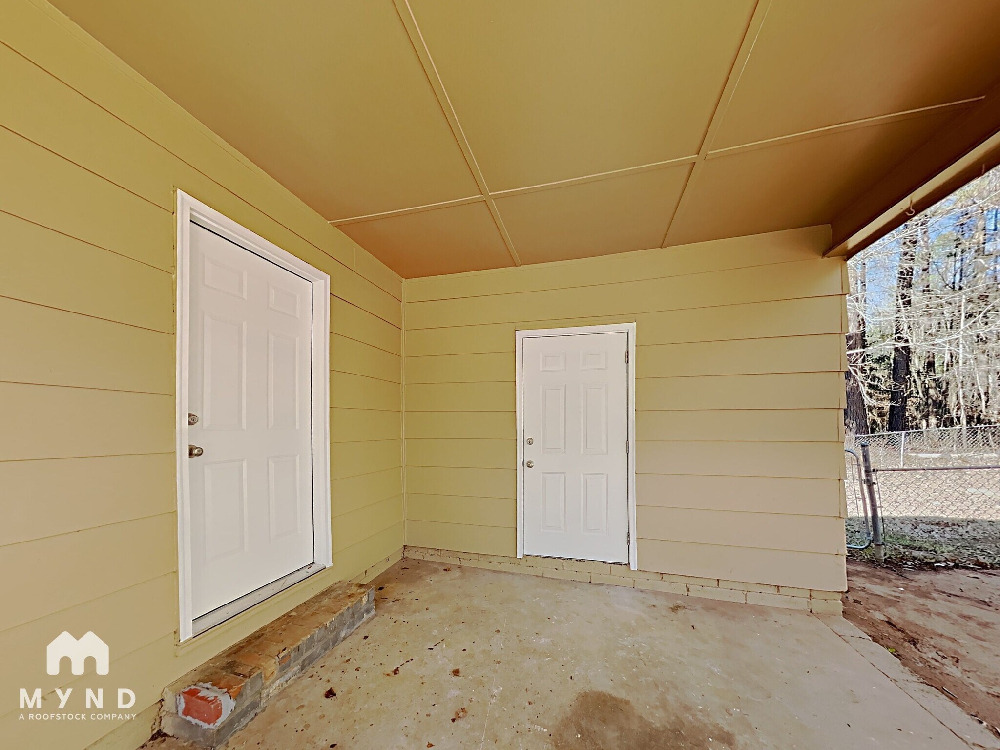 Building Photo - 6100 Shadow Glen Ct SW