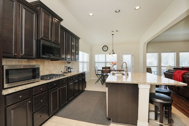 Building Photo - 23310 Parkway Lakes Ln