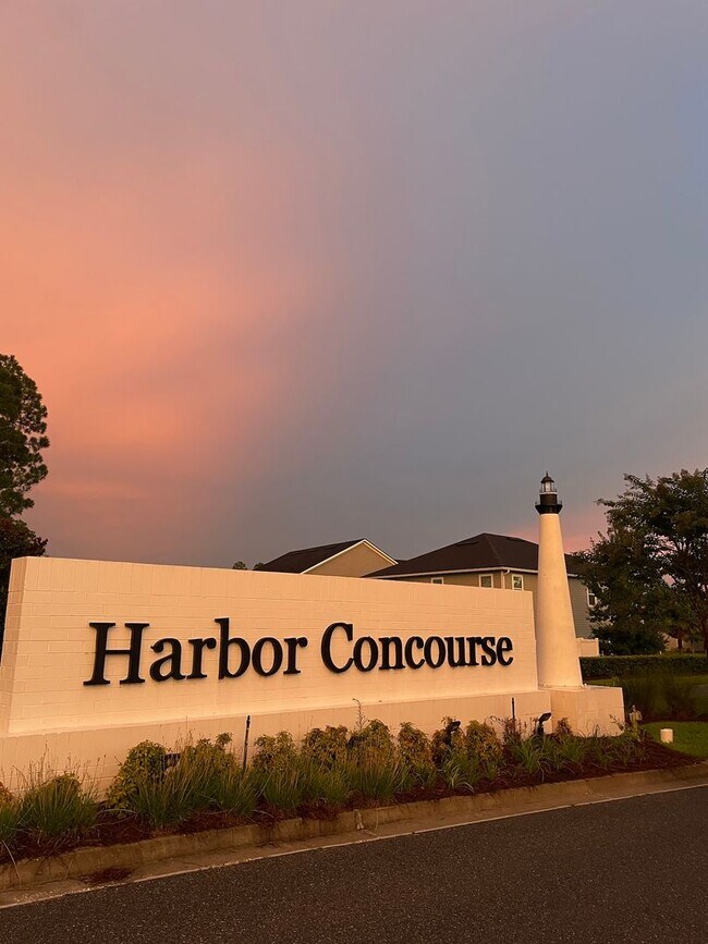 Building Photo - Beautiful Pond-Front Home Near Amelia Concourse