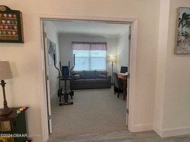 Building Photo - 1090 Castaway Ct
