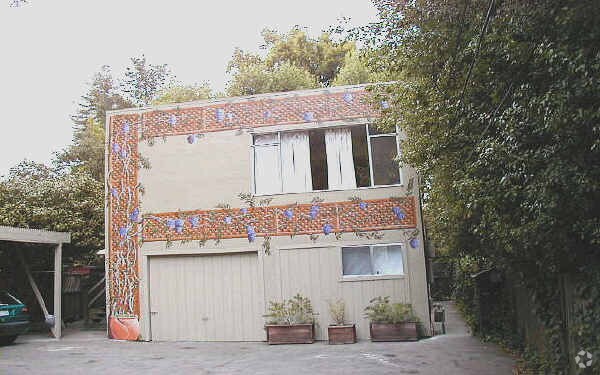 Building Photo - 177 Miller Ave