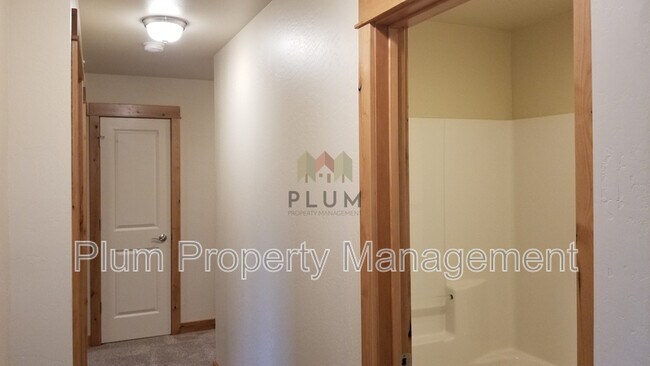 Building Photo - 2319 Aspen Grv Lp
