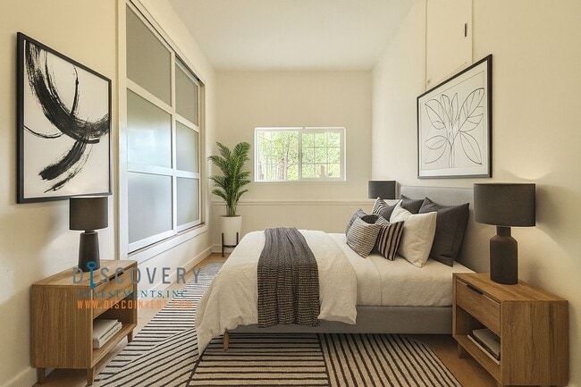 Building Photo - Elegant Modern Montclair Retreat Designed ...