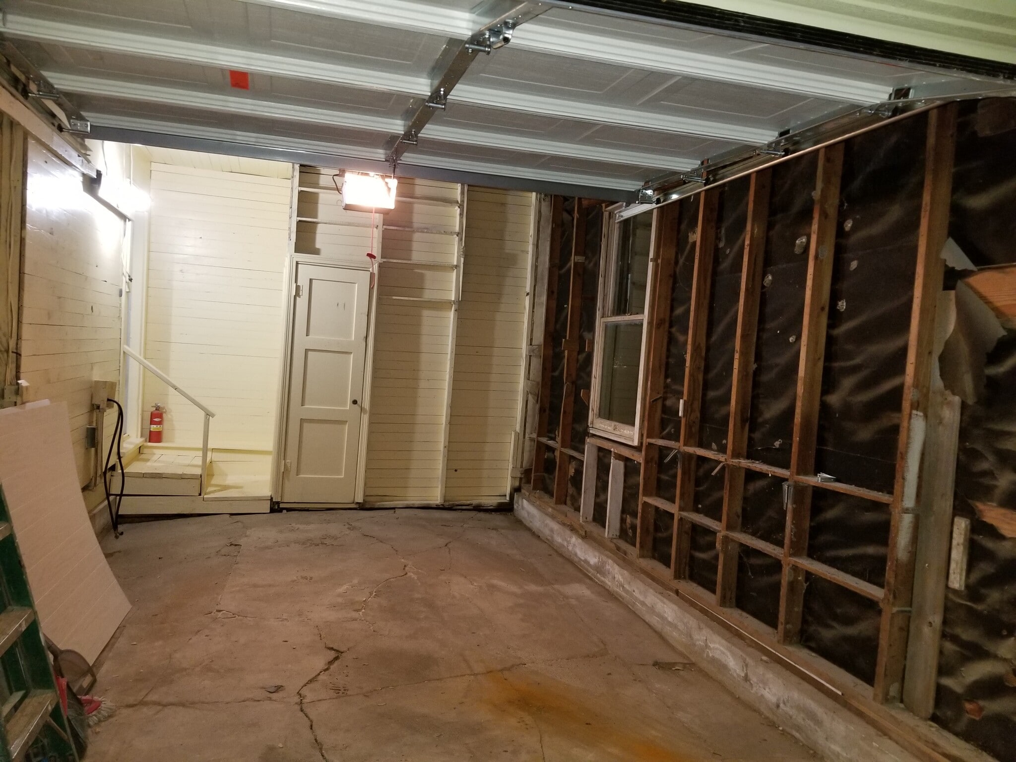 Building Photo - 205 Hosack St