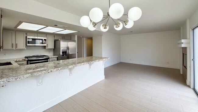 Building Photo - 3-Bed, 2.5-Bath Summerlin Home with Modern...