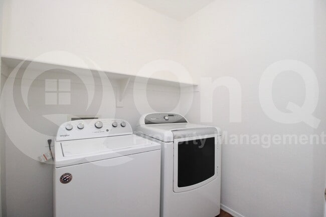 Building Photo - 8078 W Mary Jane Ln