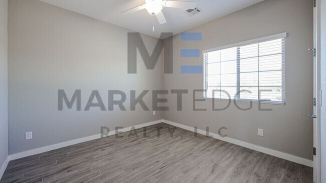 Building Photo - 3Bed/2Bath Home In Scottsdale! JOIN THE WA...