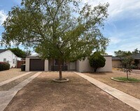 Building Photo - 4327 N 17th Ave