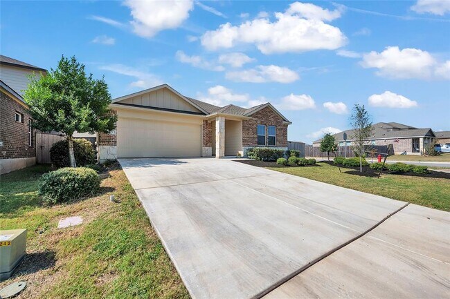 Building Photo - 119 Esparza Dr