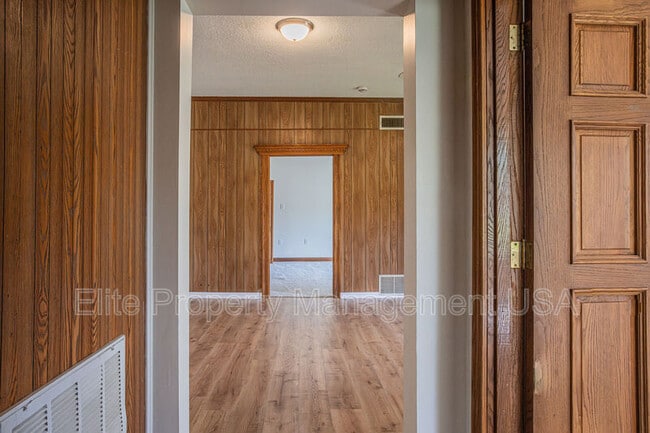 Building Photo - 3245 TN-61