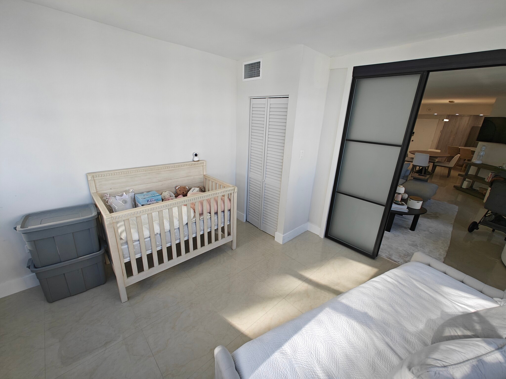 Building Photo - 825 Brickell Bay Dr