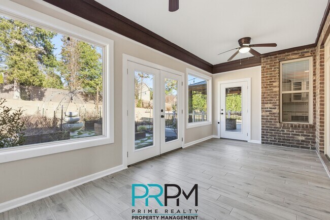 Building Photo - 129 Griffith Hill Way