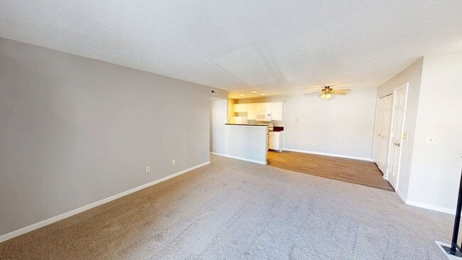 Building Photo - 5441 Cedar Springs