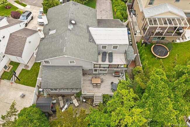 Building Photo - 1127 Fordham Ln