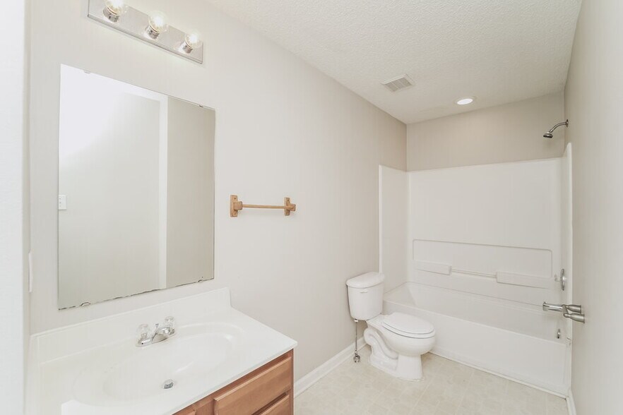 Building Photo - 4490 St Catherines Ct