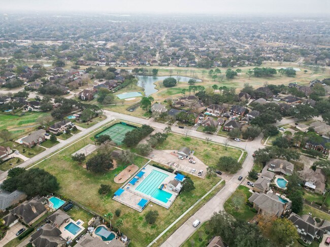 Building Photo - 2106 Spyglass Dr