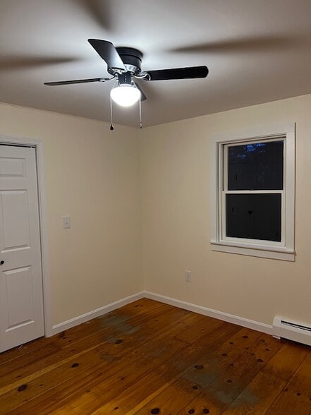 Master Bedroom 12x12 - 109 Bolan Rd