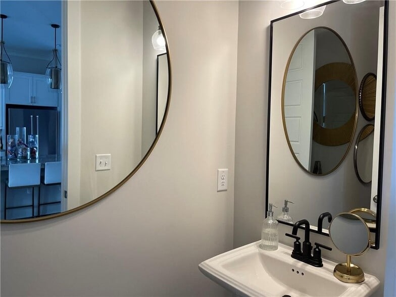 Building Photo - 1948 Maritime Wy