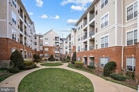 Building Photo - 4850 Eisenhower Ave