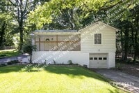 Building Photo - 123 Westbrook Rd