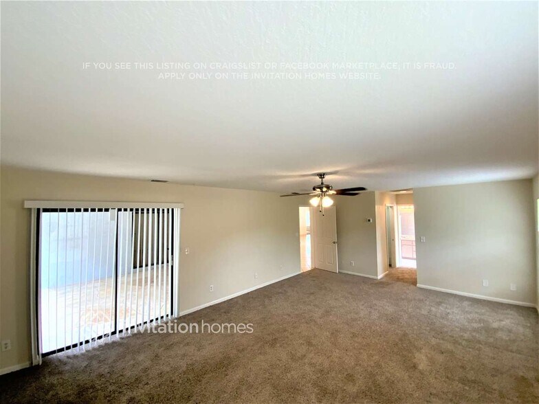 Building Photo - 147 Heron Pkwy