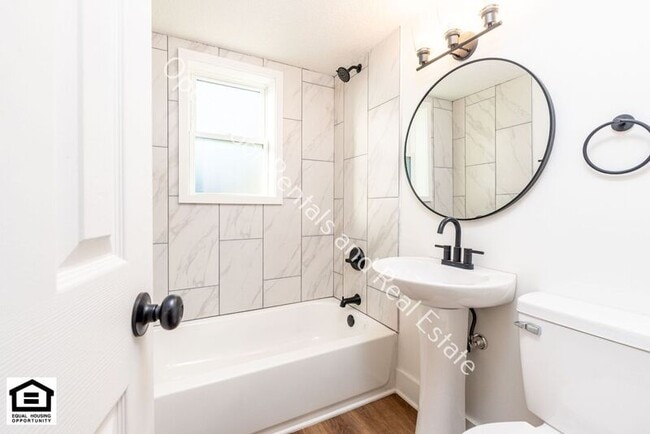 Building Photo - 1823 Griswold Dr