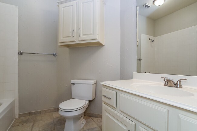 Building Photo - 20818 Sweet Violet Ct
