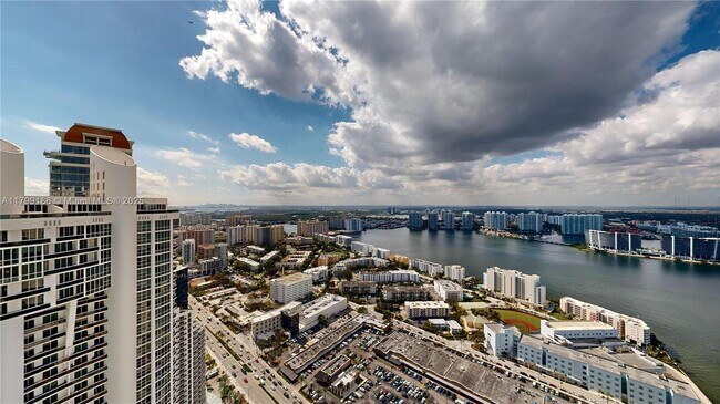 Building Photo - 18201 Collins Ave
