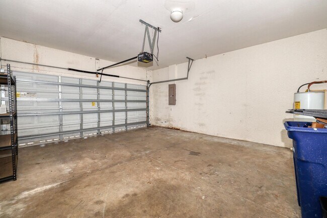 Building Photo - January Special offer 50% off First Month'...