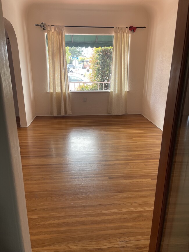 Dining Room 1 - without furniture - 5456 Gilbert Dr