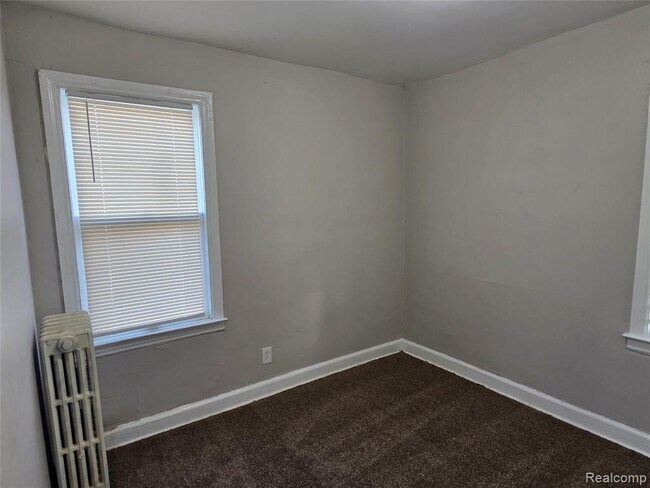 Building Photo - 5274 Nottingham Rd