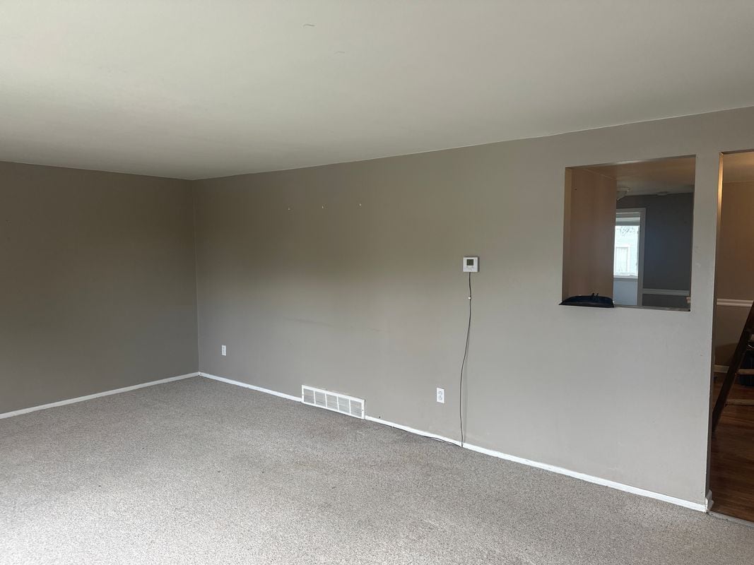 Building Photo - 45 Lemans Dr
