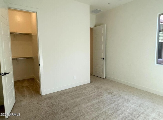 Building Photo - 9273 W Country Club Trail