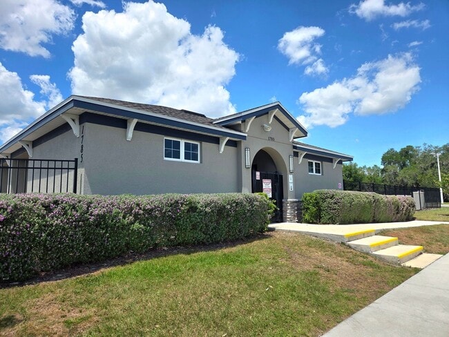 Building Photo - 2787 Red Egret Dr