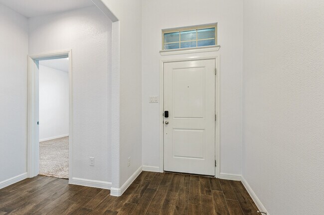 Building Photo - 1008 Nicole Way