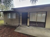 Building Photo - 1353 NW Tyler Ave