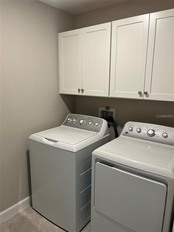 Building Photo - 1712 Roseville St