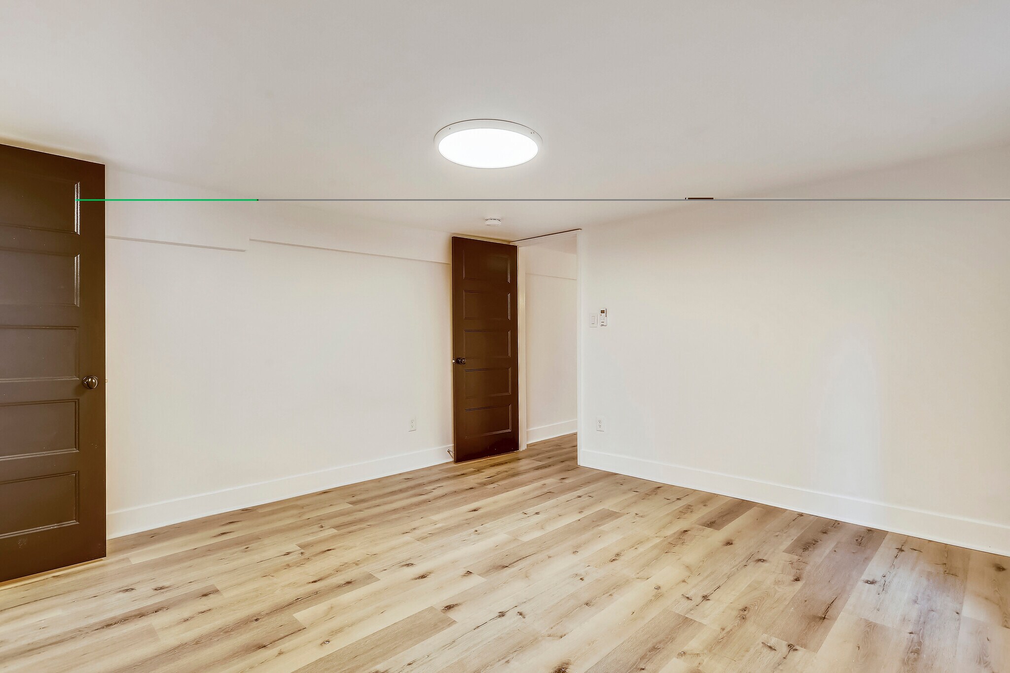 Building Photo - 1855 Mintwood Pl NW