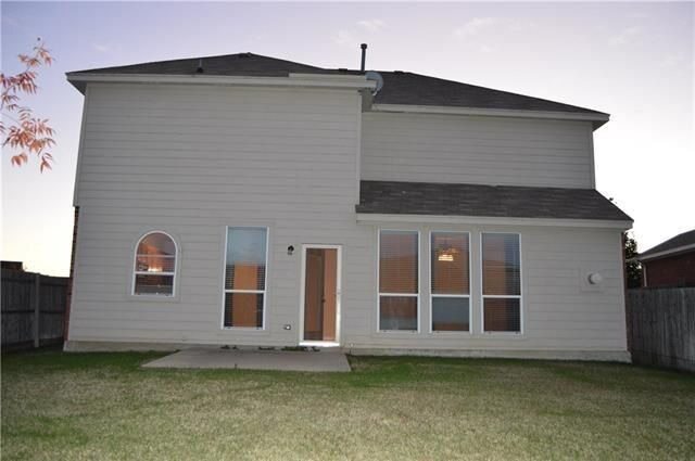 Building Photo - 6100 Horse Trap Dr