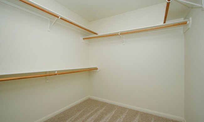 Building Photo - For Lease | 3 Bed, 2 Bath | 1,766 Sq Ft | ...