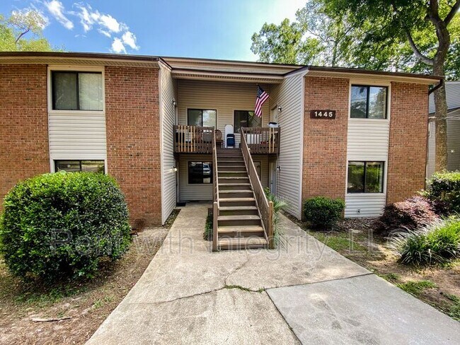 Primary Photo - 1445 Willow Bend Way