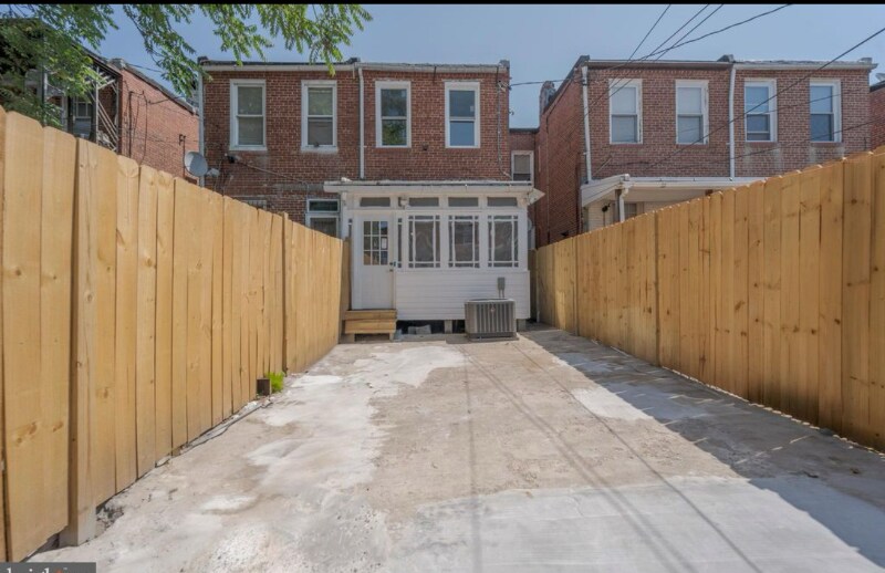 Building Photo - 3335 Dudley Ave