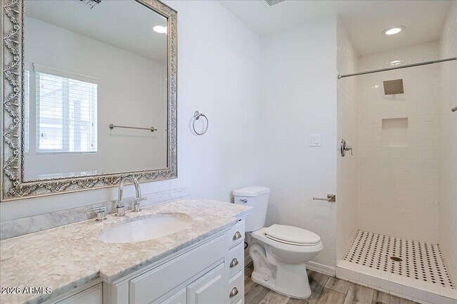 Building Photo - 536 N Cheri Lynn Dr