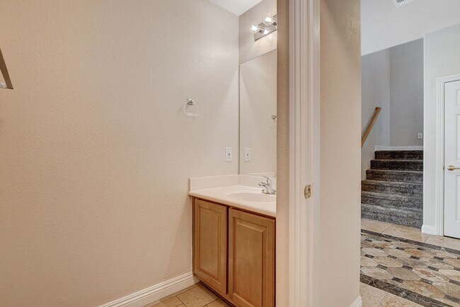 Building Photo - Beautiful 2story house with strip views